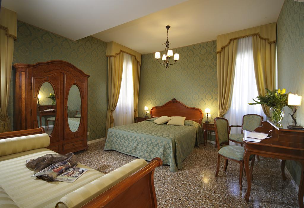 B&B Al Palazzetto Veneza Exterior foto